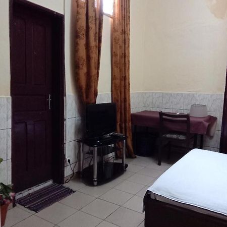 Bali Beau Sejour Hotel Douala Exterior photo